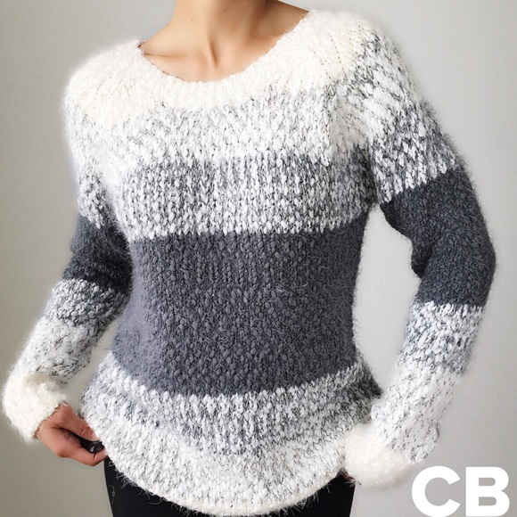 Ultra soft sweater top - Picture 3 of 6